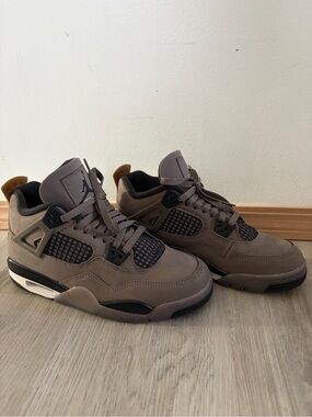 Air Jordan 4 Retro Shoes Cavestone